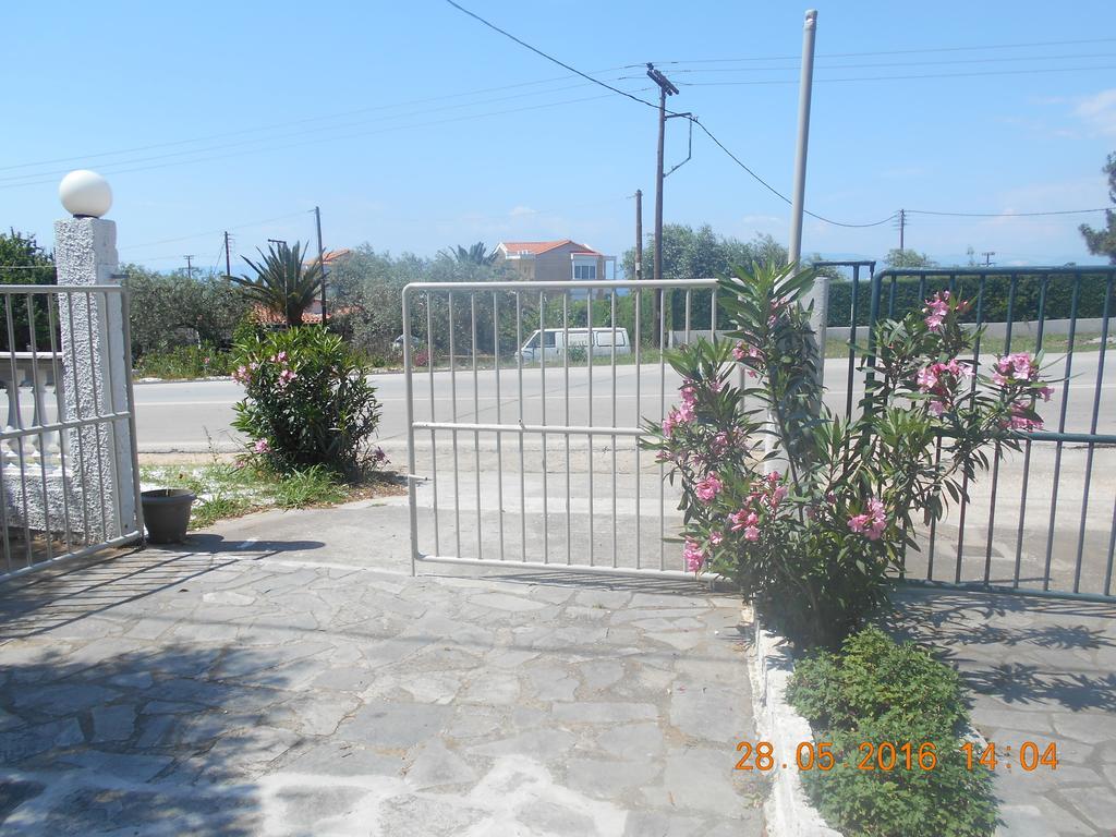 Doukas Hotel Скала-Рахониу Екстериор снимка