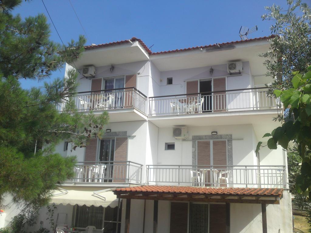 Doukas Hotel Скала-Рахониу Екстериор снимка
